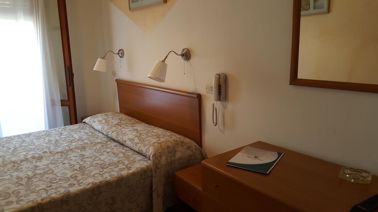 Hotel Marietta Caorle Zewnętrze zdjęcie